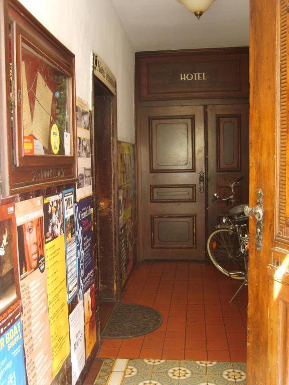 Hotel Schnookeloch Хайдельберг Экстерьер фото